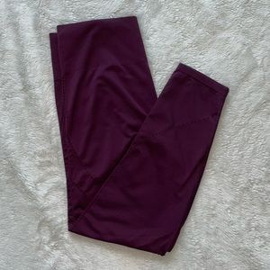 Purple/deep magenta Fabletics detailed leggings